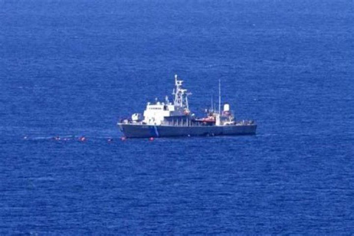 
17 dead as migrant boat sinks off Greek island 