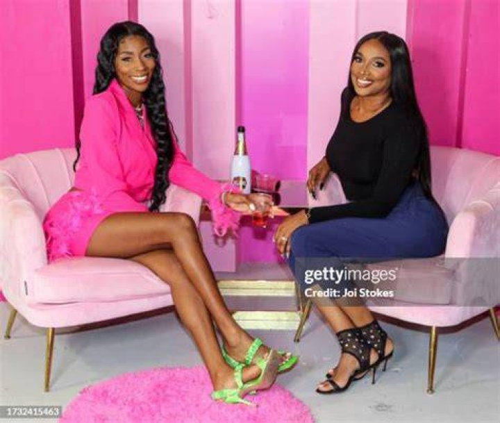 Amy Luciani Sisters Sang With Her In A Girl Group