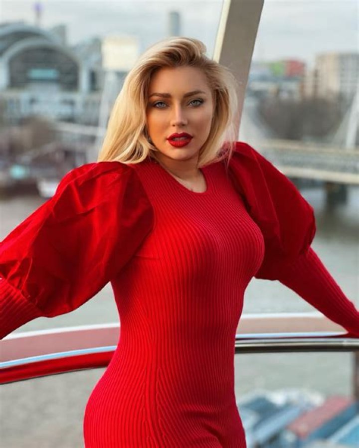 
Badkarenn Height, Weight, Net Worth, Age, Birthday, Wikipedia, Who, Nationality, Biography 
