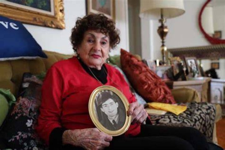 
Big Sonia Tributes The Holocaust Survivor Sonia Warshawski, Here Is What Happened To Her? 