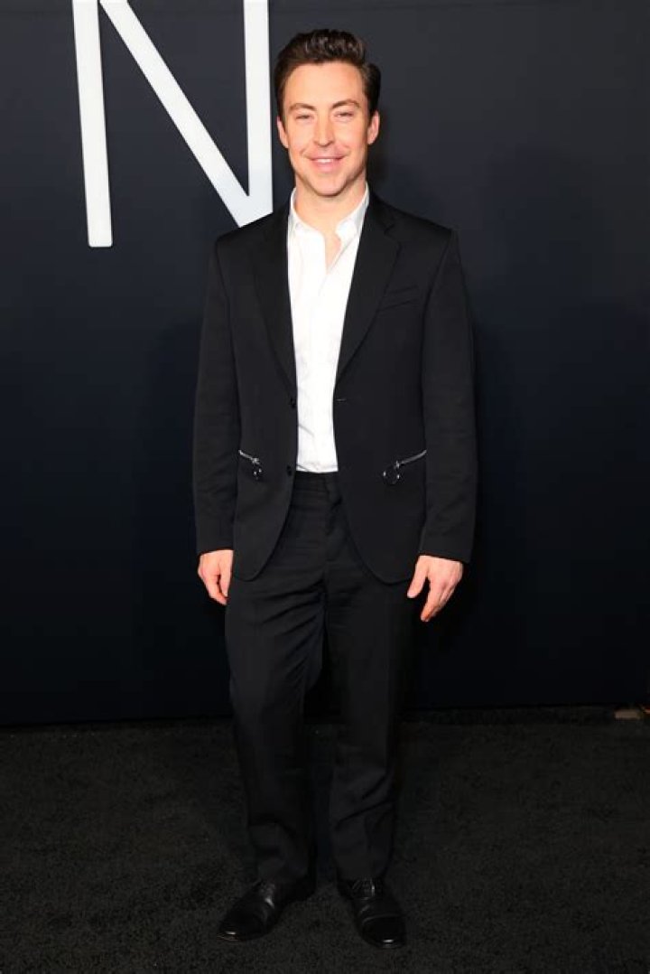 Bryan Alvarez Height, Weight, Net Worth, Age, Birthday, Wikipedia, Who, Instagram, Biography