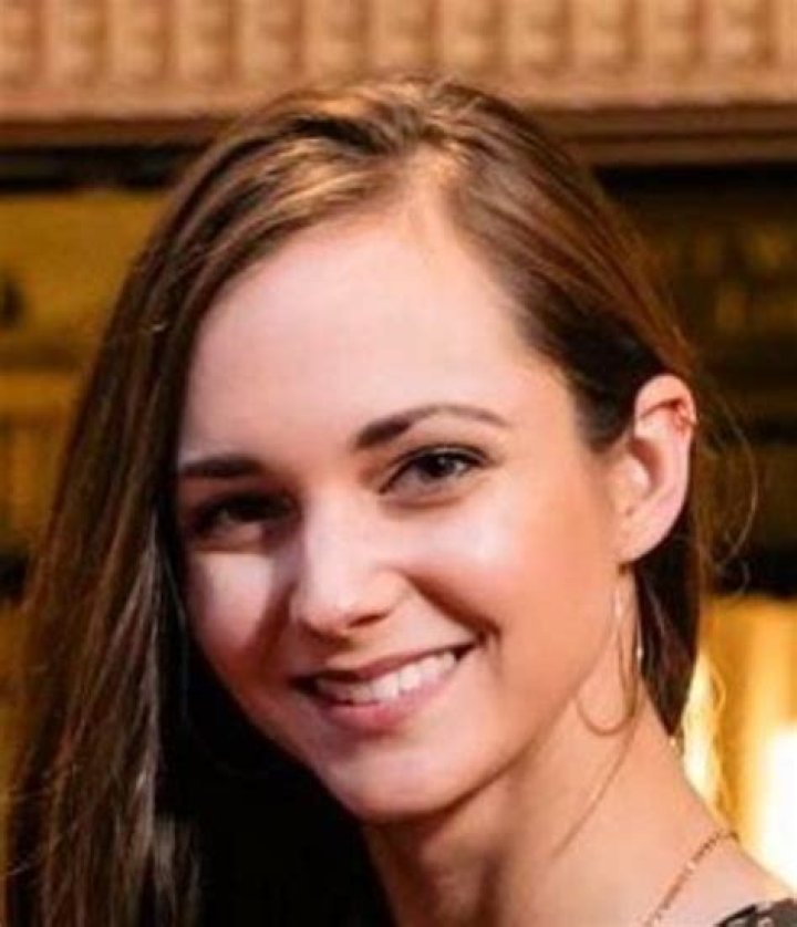 Charla Woodruff Height, Weight, Net Worth, Age, Birthday, Wikipedia, Who, Nationality, Biography