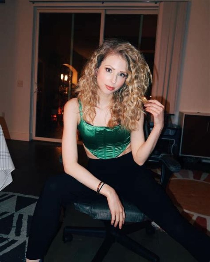
Christine Riccio Height, Weight, Net Worth, Age, Birthday, Wikipedia, Who, Nationality, Biography 