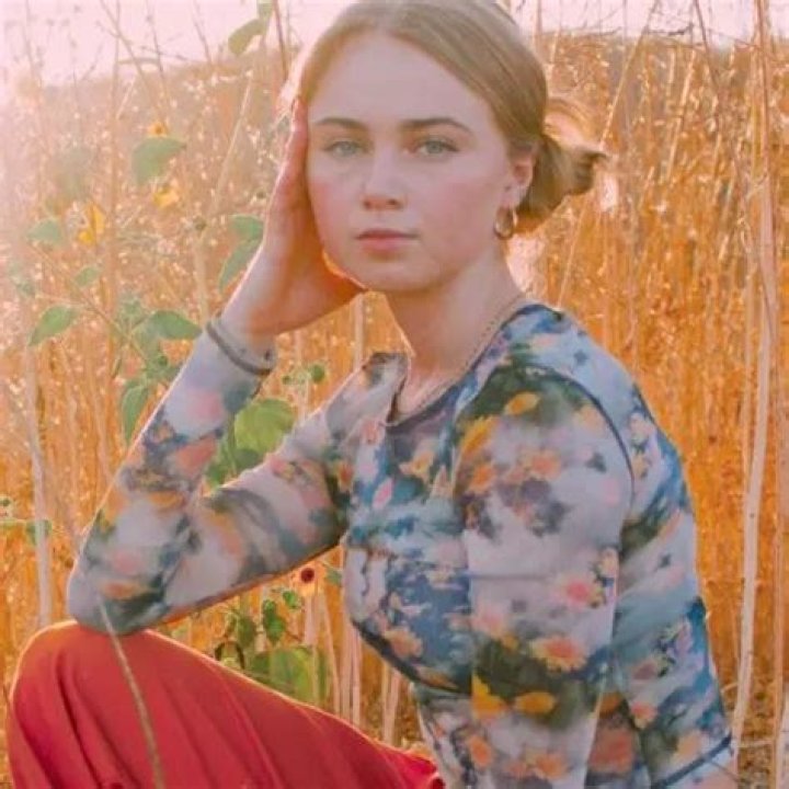 Claire Rosinkranz Height, Weight, Net Worth, Age, Birthday, Wikipedia, Who, Nationality, Biography