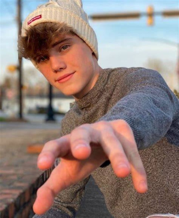 
Dane Johnson (TikTok Star) Biography, Age, Boyfriend, Height, Net Worth 