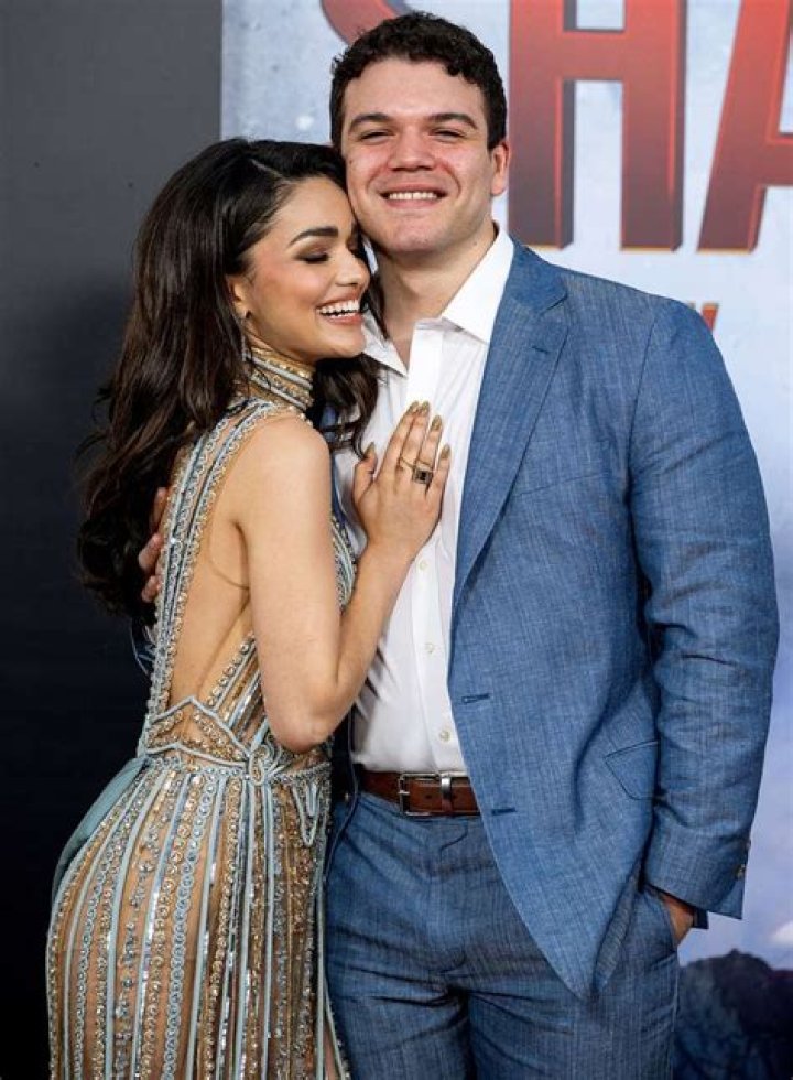 
Does Rachel Zegler Have A Boyfriend? Everything To Know About Her Dating History 