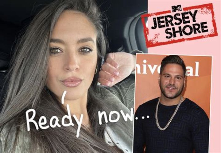 
Ex-Girlfriend of Jersey Shore Star Sells $1.5 Million Las Vegas Residence 