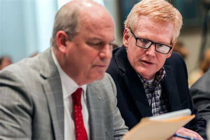 
“He’s definitely talking in code”: Alex Murdaugh jailhouse calls surface as attorney appeals double murder conviction 