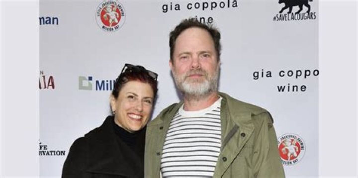 Holiday Reinhorn Height, Weight, Net Worth, Age, Birthday, Wikipedia, Who, Instagram, Biography