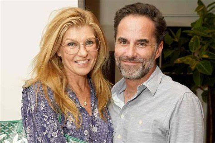 Is Connie Britton Dating David Windsor In 2022? Untold Truths About The White Lotus Actress Love Life