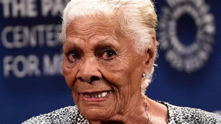 Is Dionne Warwick Still Alive 2022? Her Age Net Worth And Health Update – Is She Sick?