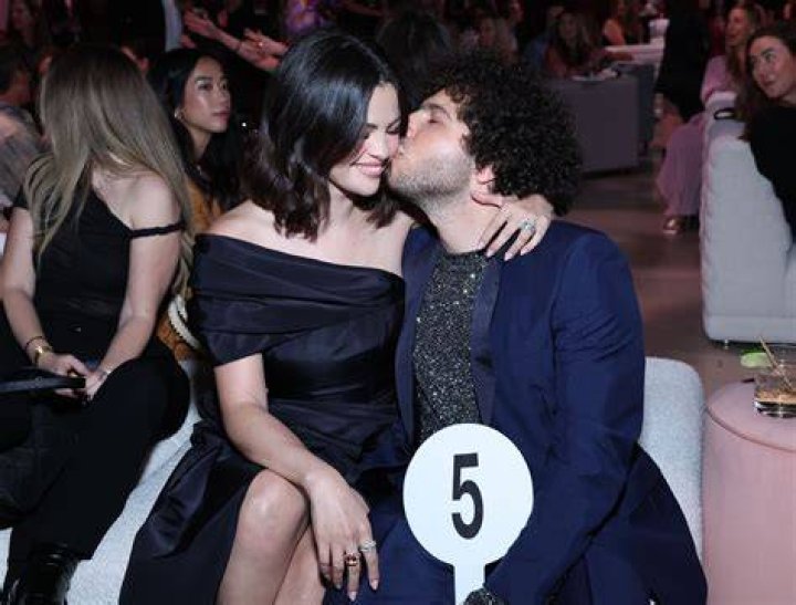 
Is Huma Abedin Lesbian? Who is Huma Abedin? Huma Abedin Bio, Age, Height, Boyfriend, Net Worth, Nationality and More 