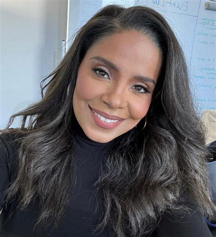 Is Van Lathan Married to Wife?Van Lathan’s Biography