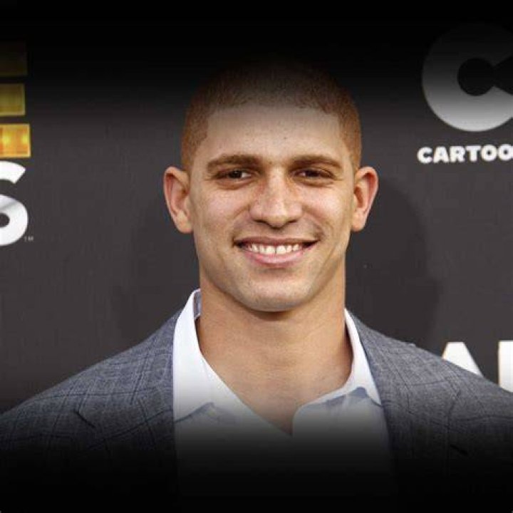 Jake Hazell Height, Weight, Net Worth, Age, Birthday, Wikipedia, Who, Instagram, Biography
