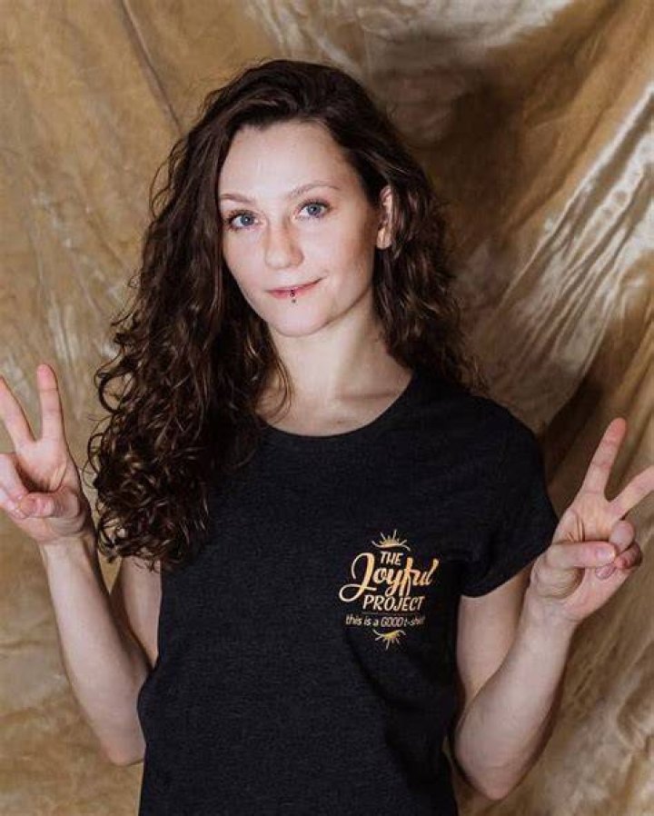 Jordan Todosey Height, Weight, Net Worth, Age, Birthday, Wikipedia, Who, Instagram, Biography