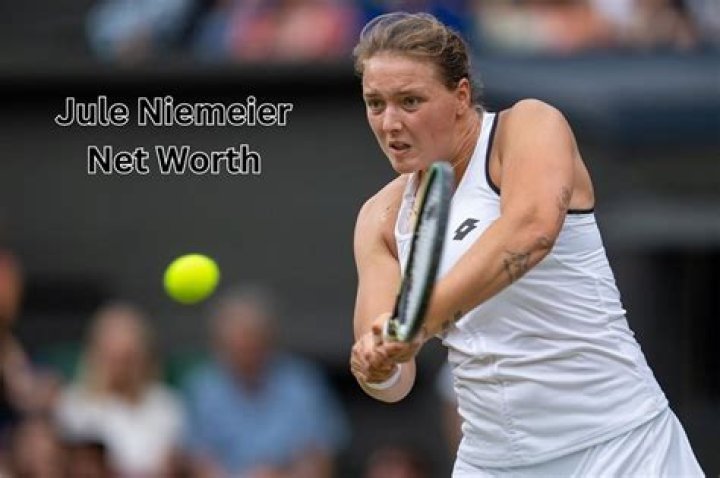 
Know About Coach Christopher Kas and Jule Niemeier’s Estimated 2022 Net Worth 
