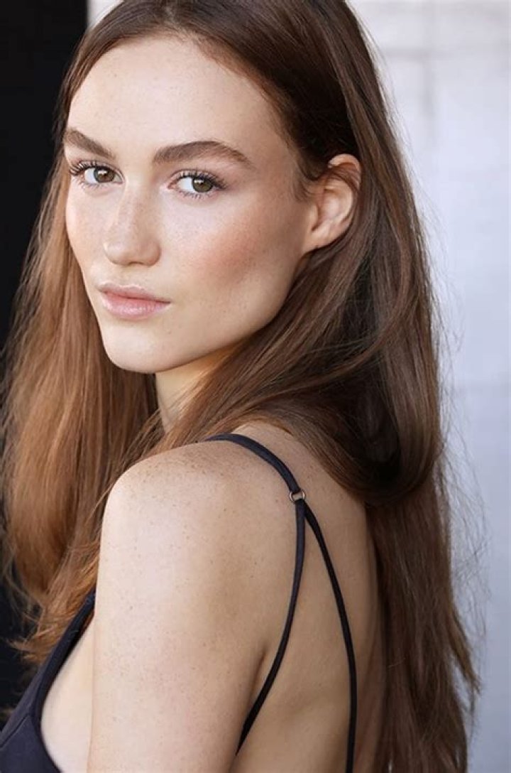 Madison Lintz Height, Weight, Net Worth, Age, Birthday, Wikipedia, Who, Instagram, Biography
