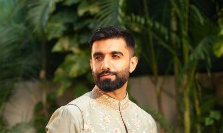 
Manav Chhabra Height, Weight, Net Worth, Age, Birthday, Wikipedia, Who, Nationality, Biography 