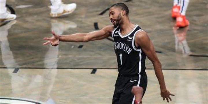 
Mikal Bridges Was Arrested For Domestic Violence, Wife Pressing The Charges 