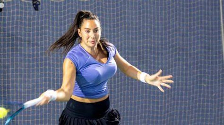 
Oceane Dodin Height, Weight, Net Worth, Age, Birthday, Wikipedia, Who, Nationality, Biography 