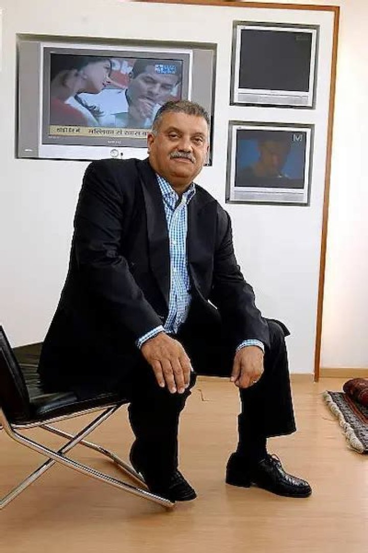 
Peter Mukerjea Height, Weight, Net Worth, Age, Birthday, Wikipedia, Who, Nationality, Biography 