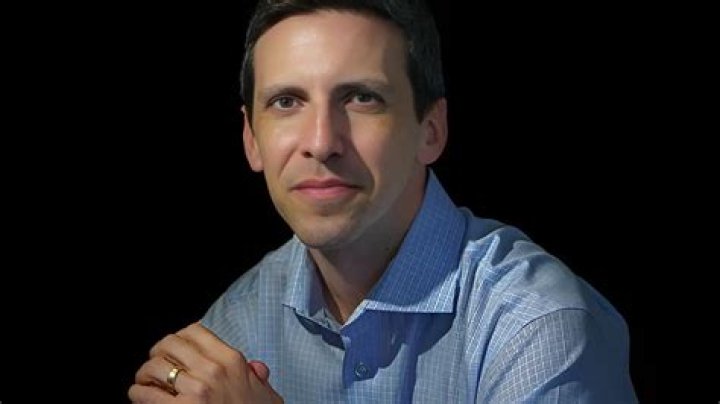 PG Sittenfeld Height, Weight, Net Worth, Age, Birthday, Wikipedia, Who, Nationality, Biography