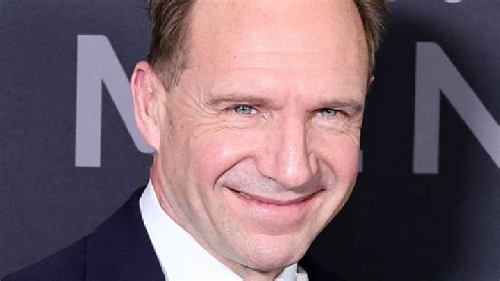 
Ralph Fiennes Height, Weight, Net Worth, Age, Birthday, Wikipedia, Who, Nationality, Biography 