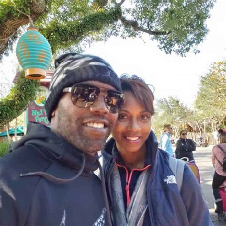 Randy Moss is Married to Wife: Lydia Moss. Kids.