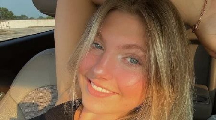 
Sadie Rumfallo Height, Weight, Net Worth, Age, Birthday, Wikipedia, Who, Nationality, Biography 