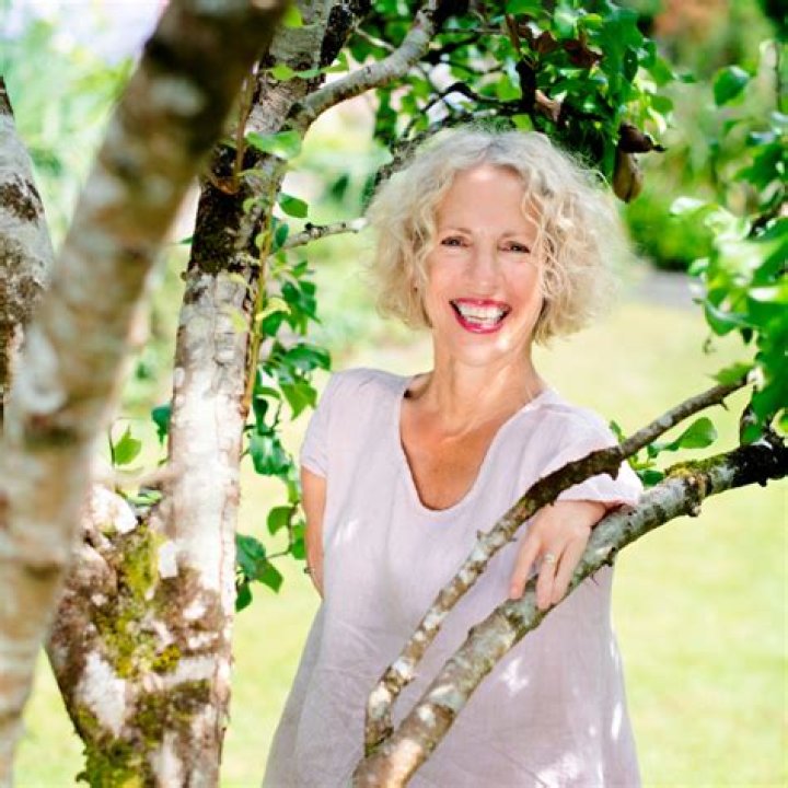 Sue Kent Age, Birthday, Wikipedia, Who, Nationality, Biography
