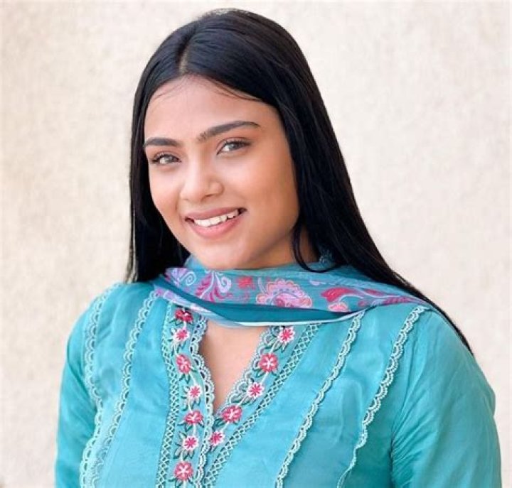 
Tamkeen Khan Height, Weight, Net Worth, Age, Birthday, Wikipedia, Who, Nationality, Biography 