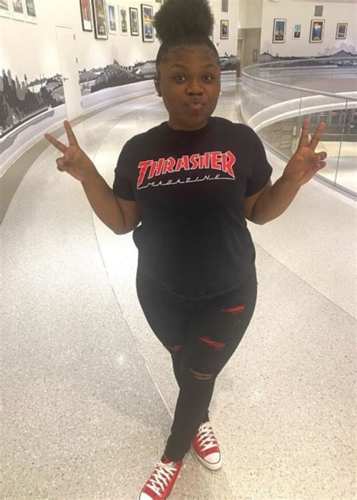 
TayDreonna Jackson Height, Weight, Net Worth, Age, Birthday, Wikipedia, Who, Nationality, Biography 