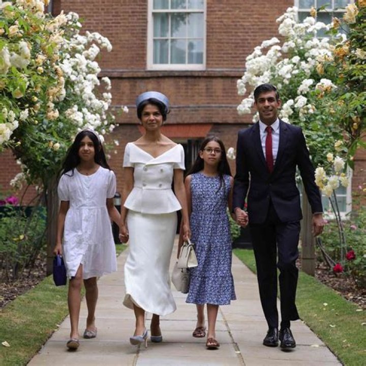 
Who Are Anoushka Sunak and Krishna Sunak? Rishi Sunak Children Ages and Net Worth 