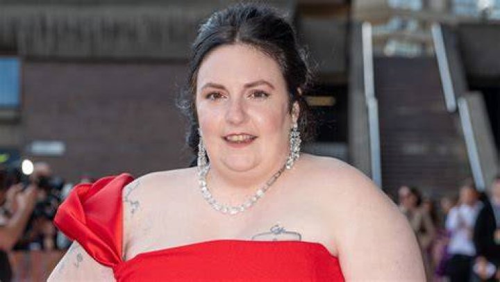 Who are Lena Dunhams Parents? Lena Dunham Biography, Parents Name, Nationality and More