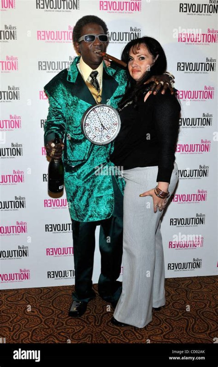 
Who Is Flavor Flav Dating? Flavor Flav Girlfriend 2022, Wife, Is Flavor Flav Married? 
