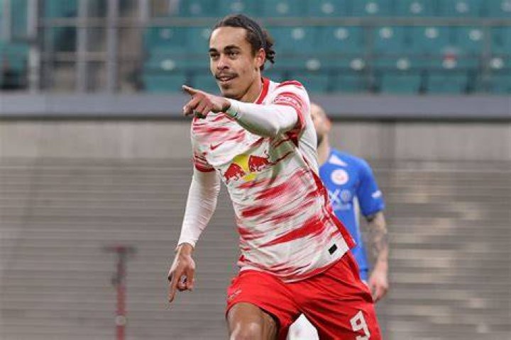 Yussuf Poulsen Height, Weight, Net Worth, Age, Birthday, Wikipedia, Who, Nationality, Biography